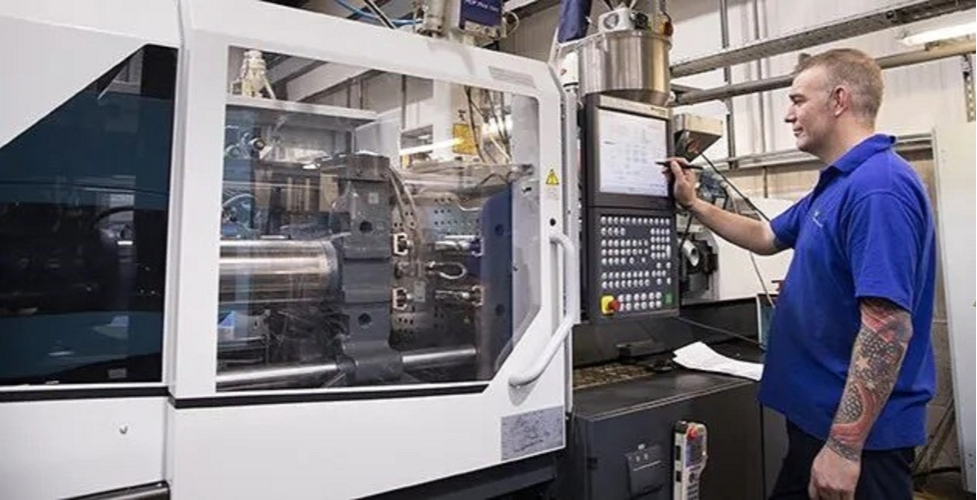 Plastic Moulding Operator